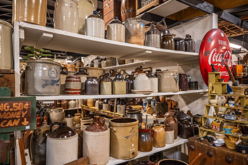 Antiques at Ohio's Market Berlin