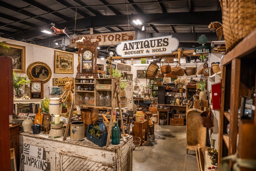 Antiques at Ohio's Market Berlin