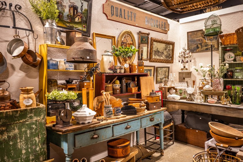 Antiques at Ohio's Market Berlin