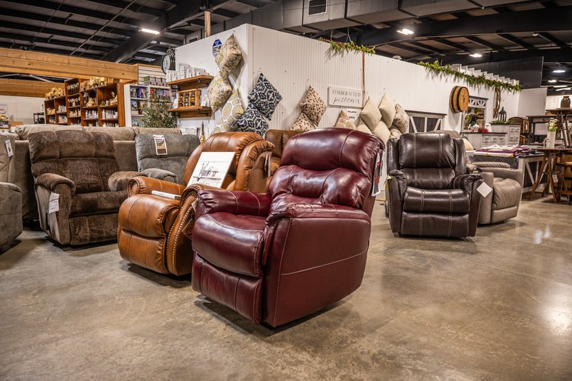 Furniture at Ohio's Market Berlin