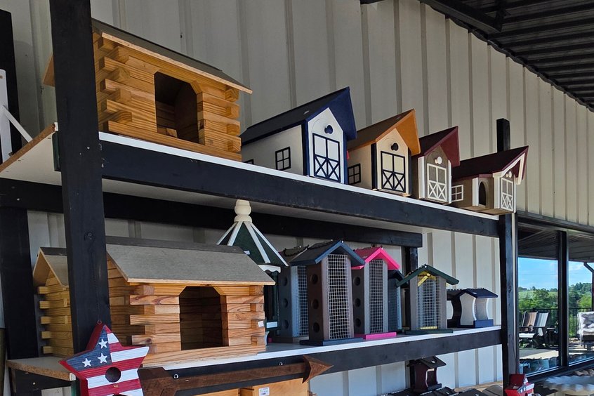 Beds and pet comforts in Holmes County, OH